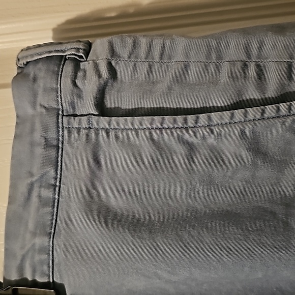 MENS SHORTS - Picture 4 of 8